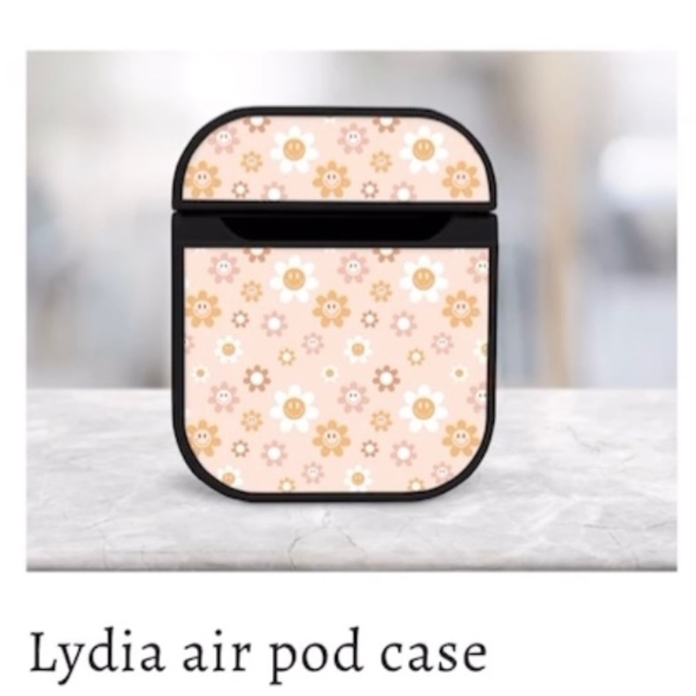 Lydia air pod case
